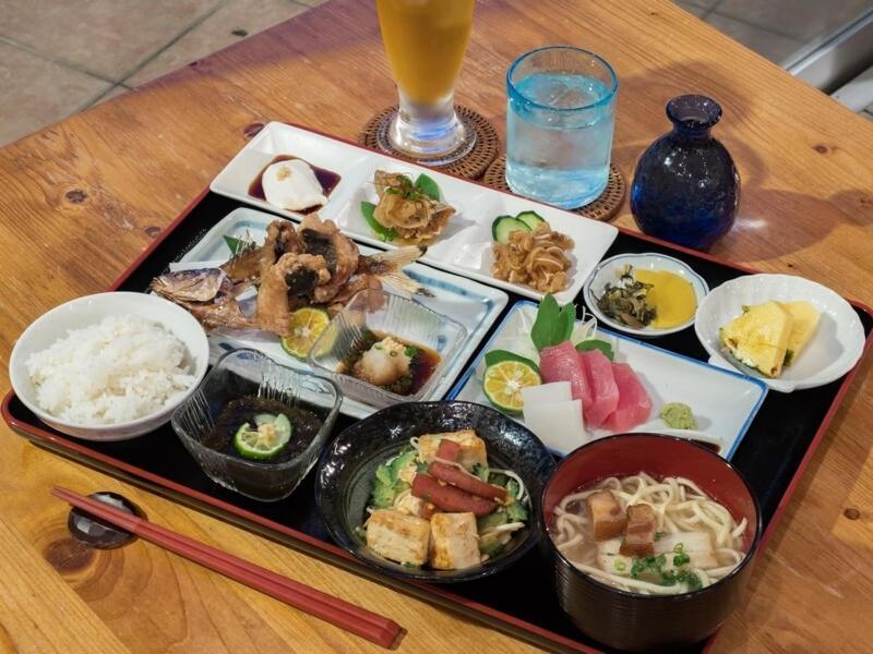 伊尔梅尔纳里撒基酒店 Urauchi 外观 照片